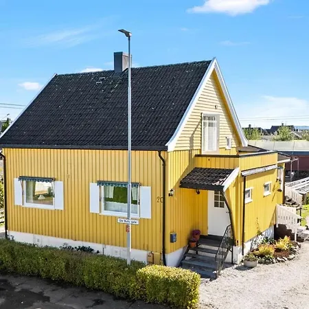 Newly Renovated Flat For 4 - 10 Min Ride To Both Oslo And The Airport リレストロム